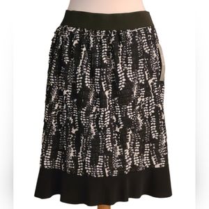 NWT NY Collection size L black/white skirt